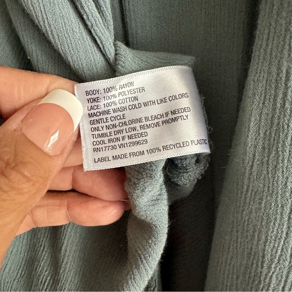 Knox Rose Green Hi-Low Gauze Tunic Crochet Lace Yoke Long Sleeves Large Boho - Picture 8 of 10